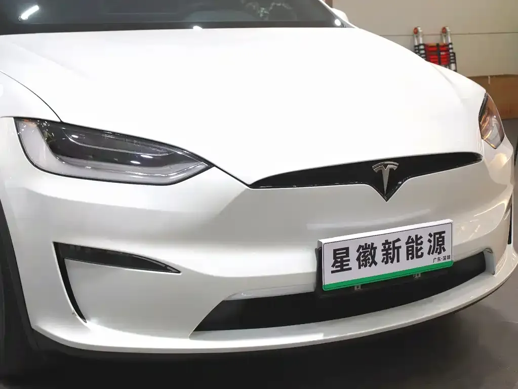 Tesla Model X — фото 5