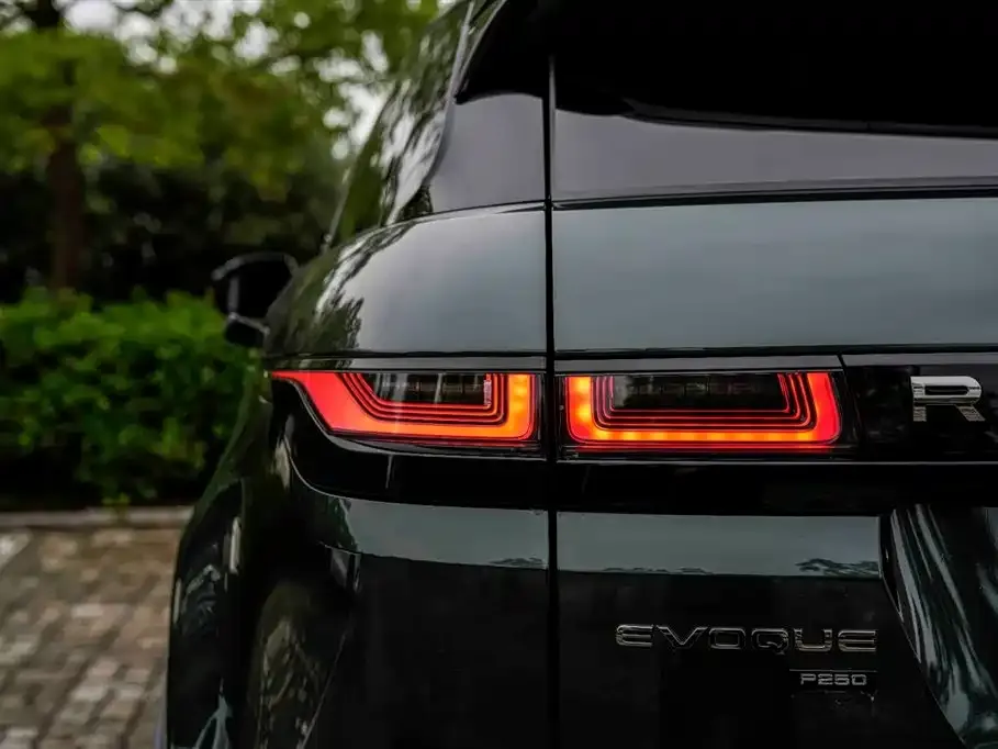 Land Rover Evoque — фото 9