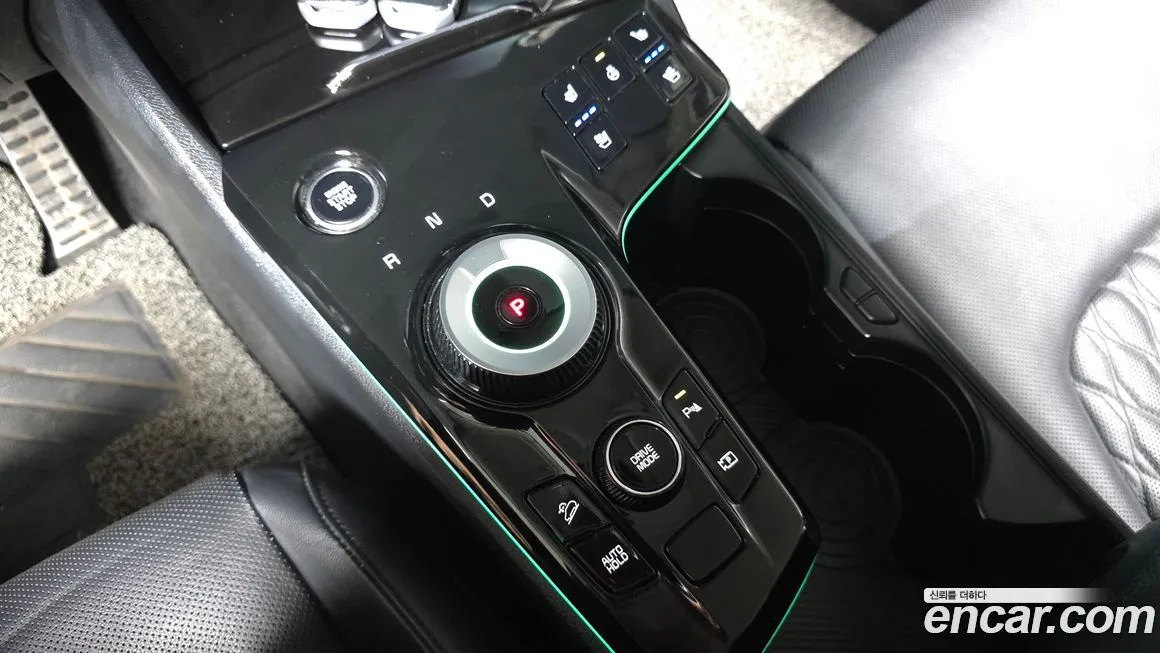 Kia Sportage — фото 9