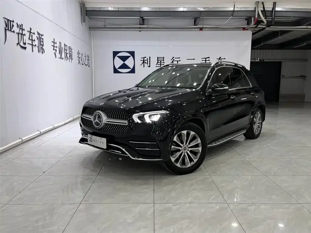 Mercedes-Benz GLE — фото 1