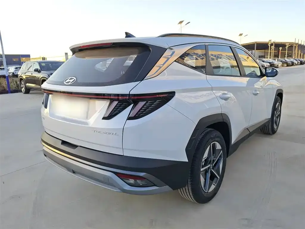 Hyundai Tucson — фото 7