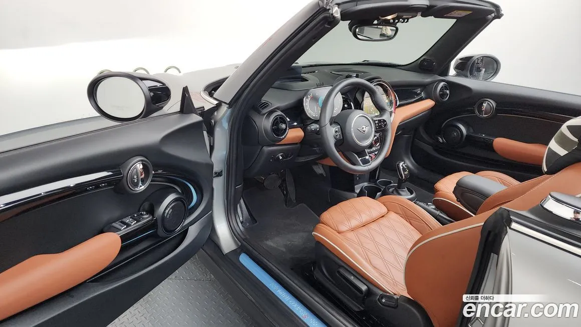 Mini Cooper Convertible — фото 10
