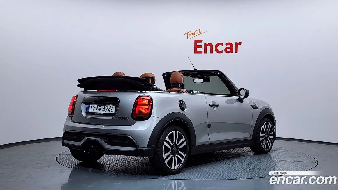 Mini Cooper Convertible — фото 2