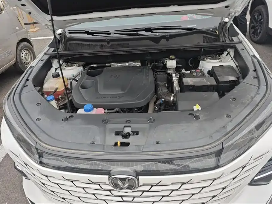 Changan CS75PLUS — фото 10
