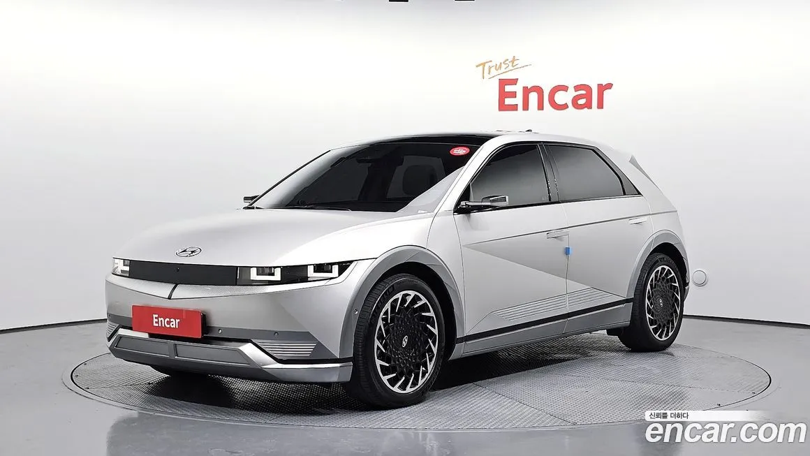 Hyundai Ioniq5 — фото 1