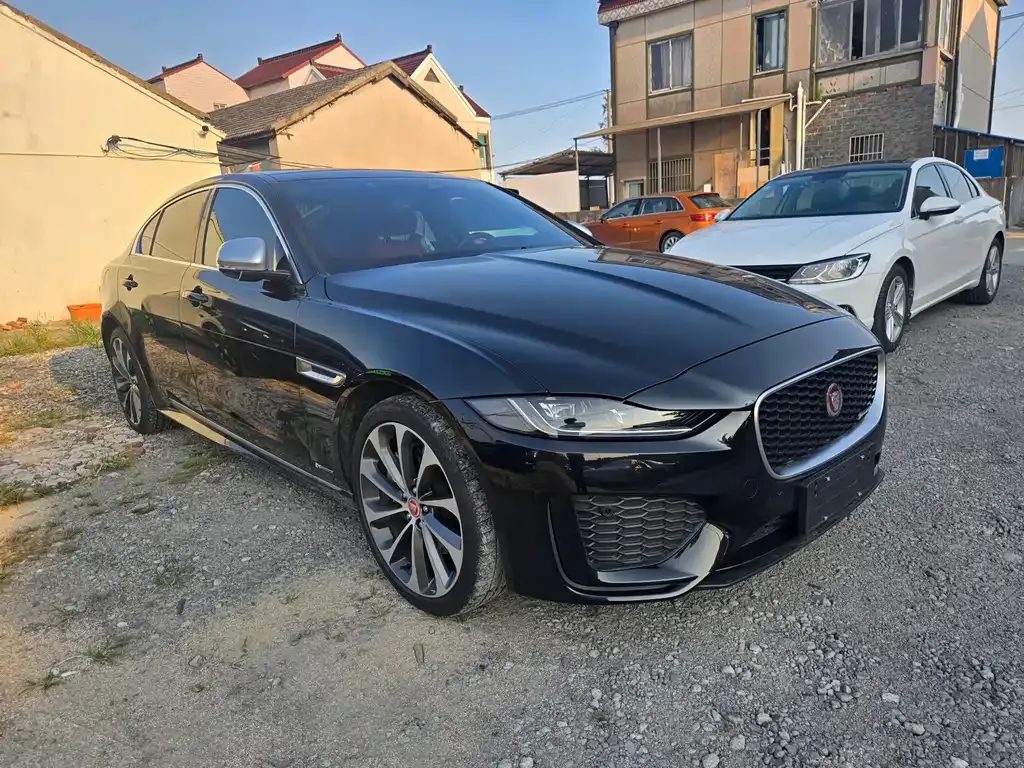 Jaguar XEL — фото 3