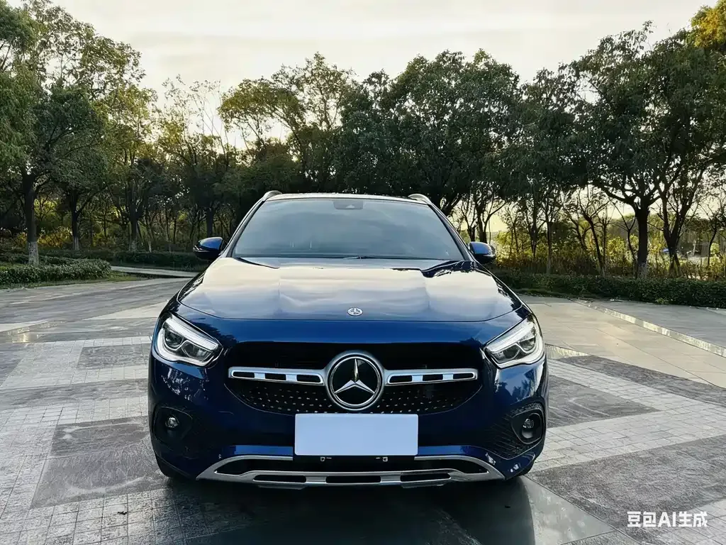 Mercedes-Benz GLA — фото 2