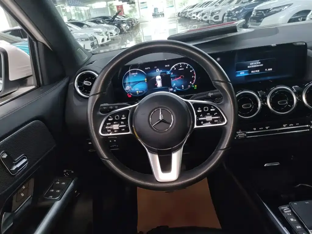 Mercedes-Benz GLA — фото 3