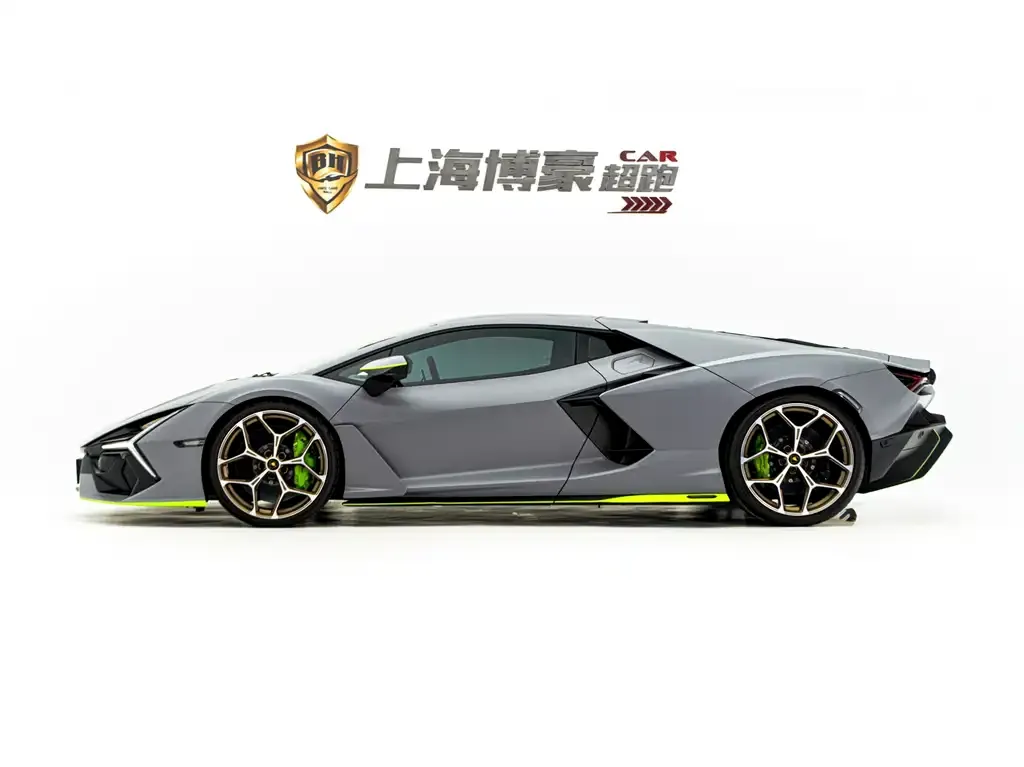 Lamborghini Revuelto — фото 10