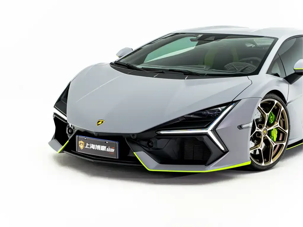 Lamborghini Revuelto — фото 9