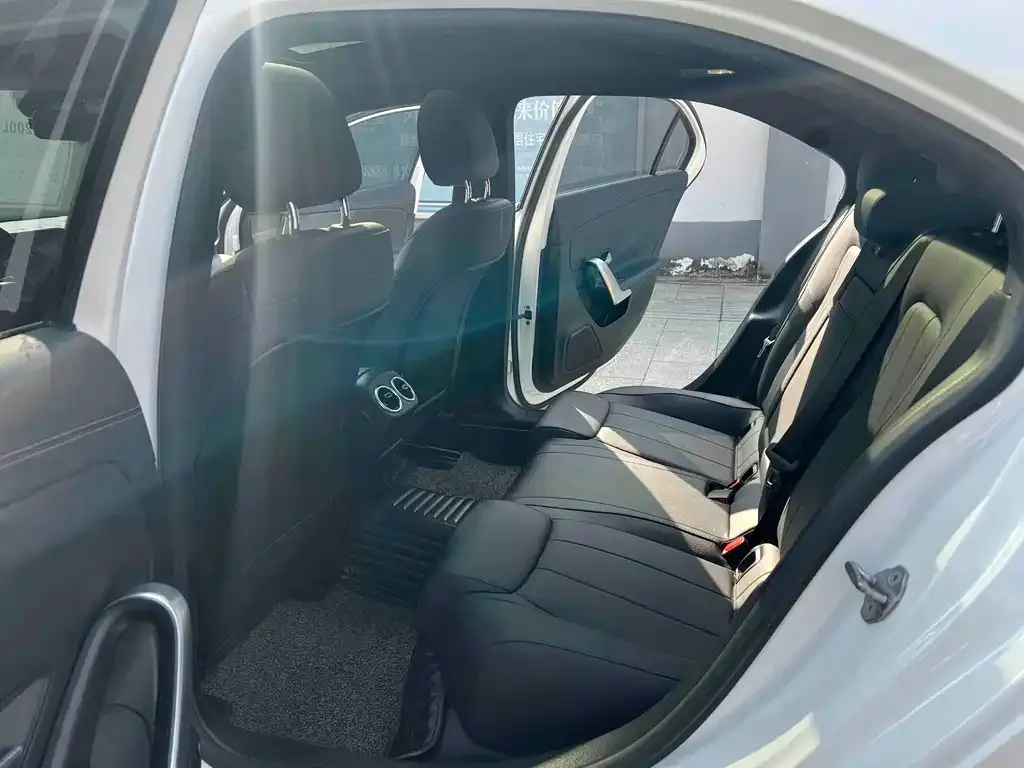 Mercedes-Benz A-Class — фото 10