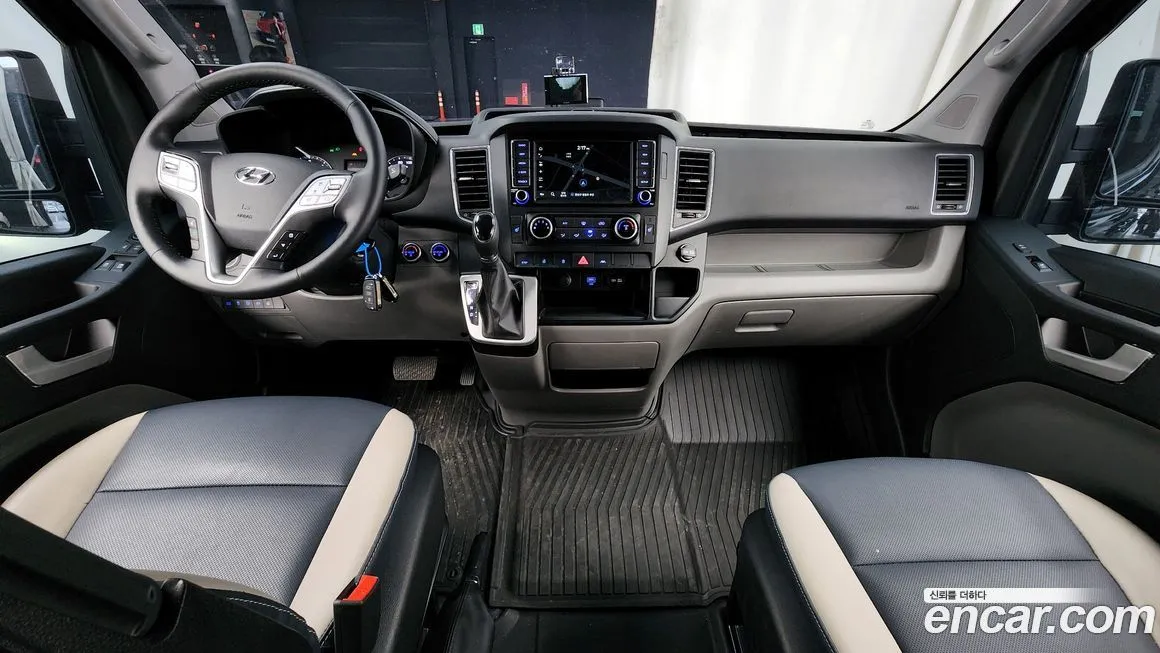 Hyundai Solati — фото 7