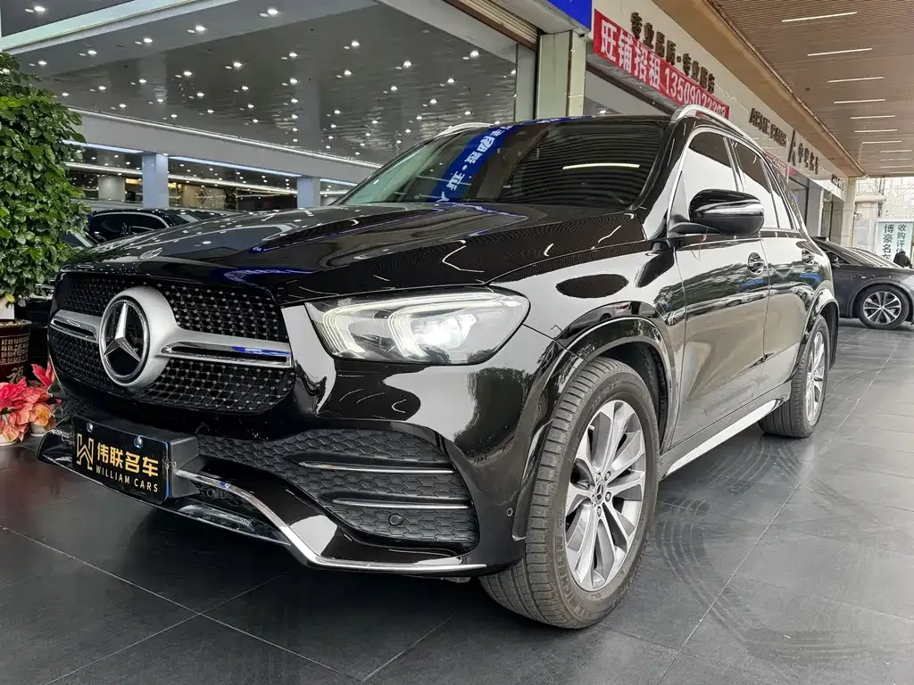 Mercedes-Benz GLE — фото 1