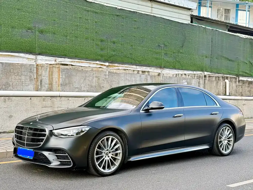 Mercedes-Benz S-Class — фото 1
