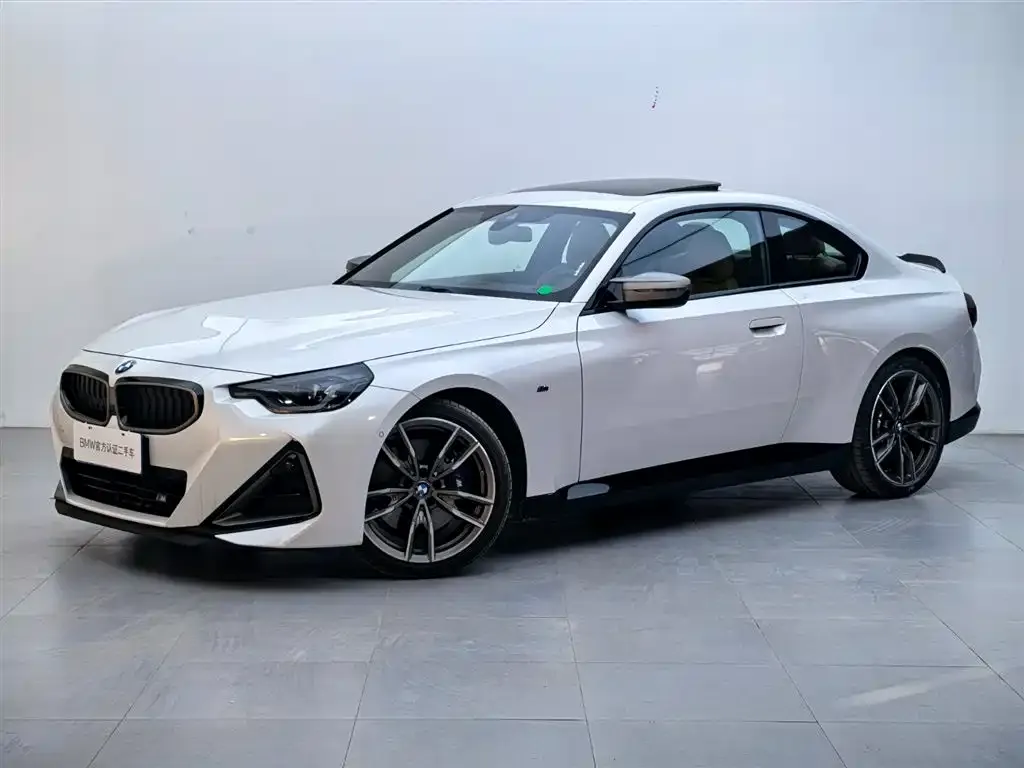 BMW M240i — фото 1