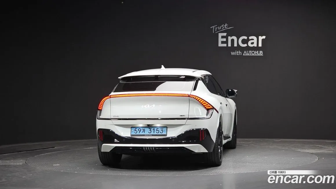 Kia EV6 — фото 4
