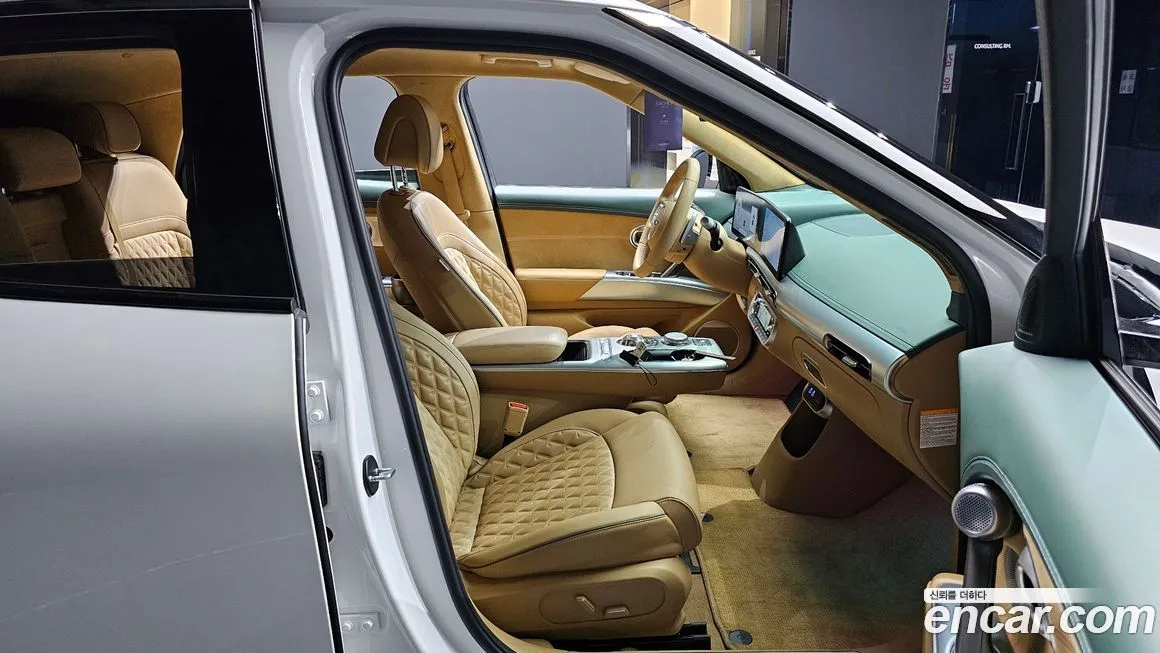 Genesis GV60 — фото 10