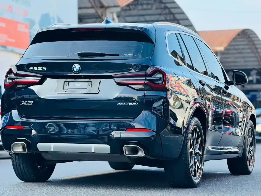 BMW X3 — фото 9