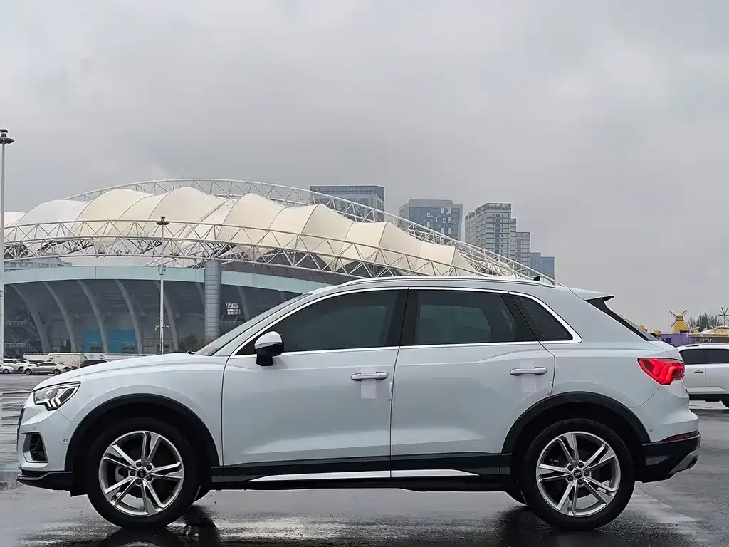 Audi Q3 — фото 6