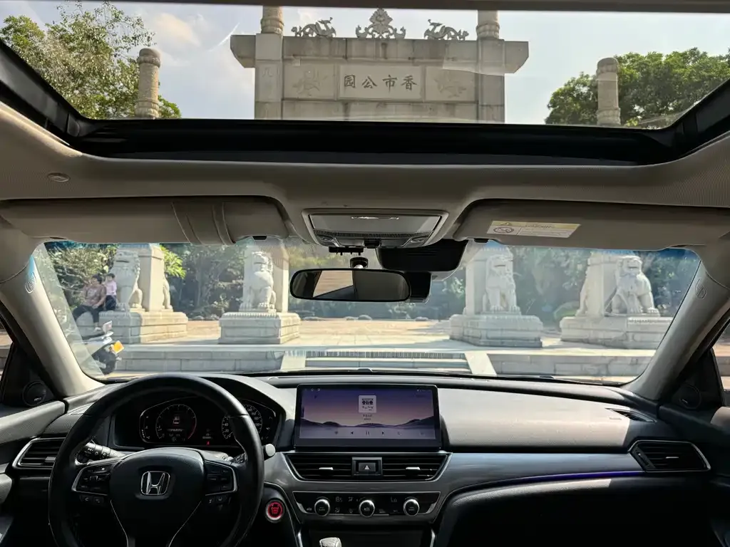 Honda Accord — фото 6