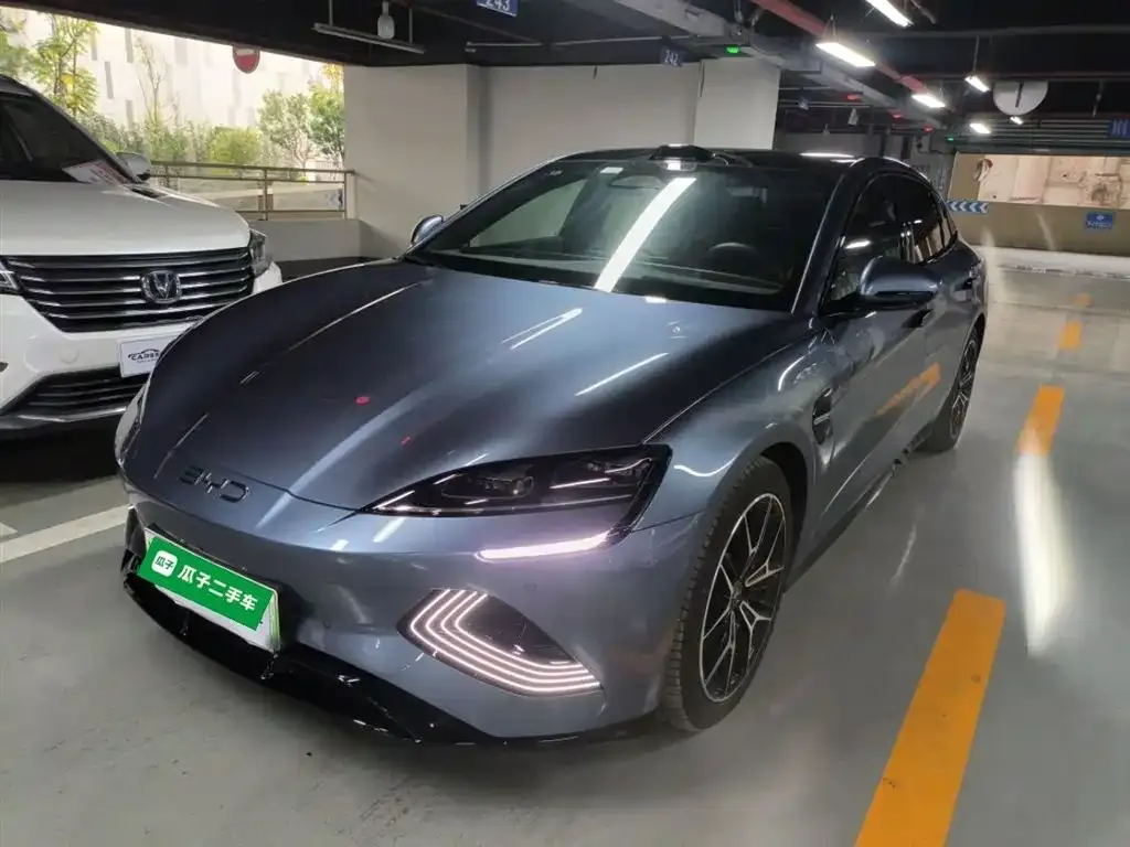 BYD Seal — фото 1