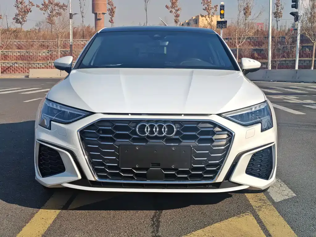 Audi A3 — фото 2