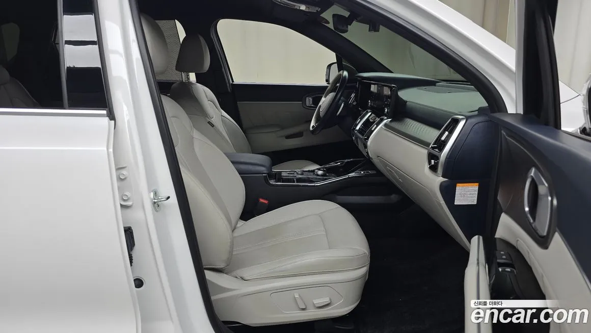 Kia Sorento — фото 10