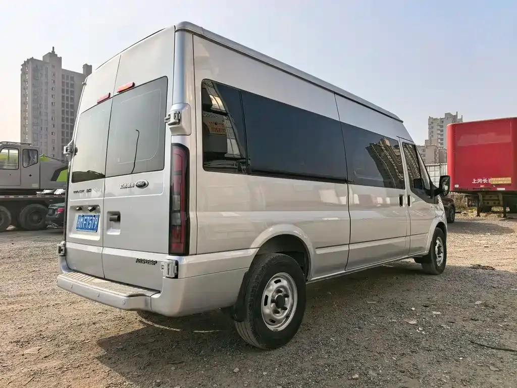 Ford Transit Custom — фото 4
