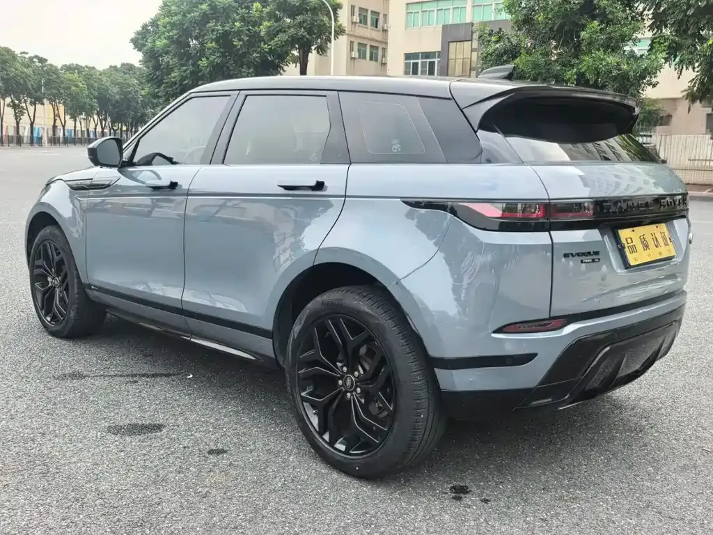 Land Rover Evoque — фото 7