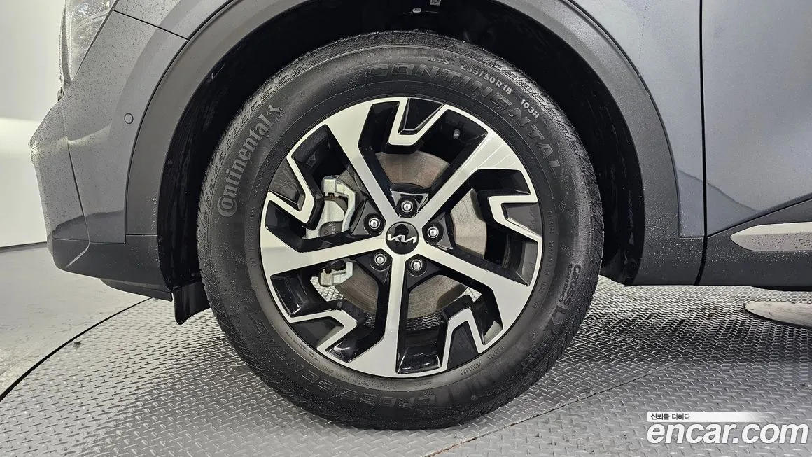 Kia Sportage — фото 5