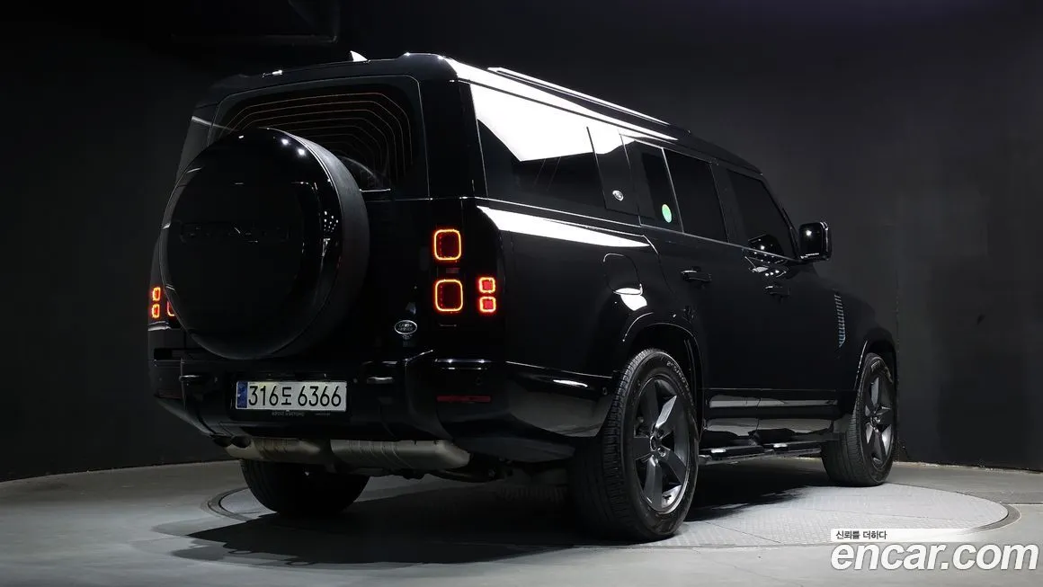 Land Rover Defender — фото 2