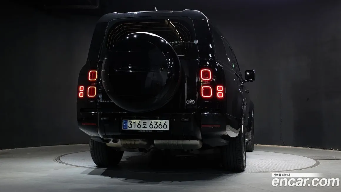 Land Rover Defender — фото 4
