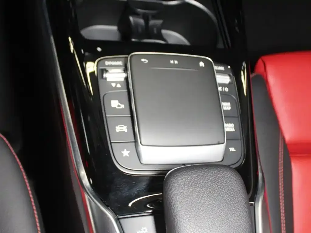 Mercedes-Benz A-Class AMG — фото 10