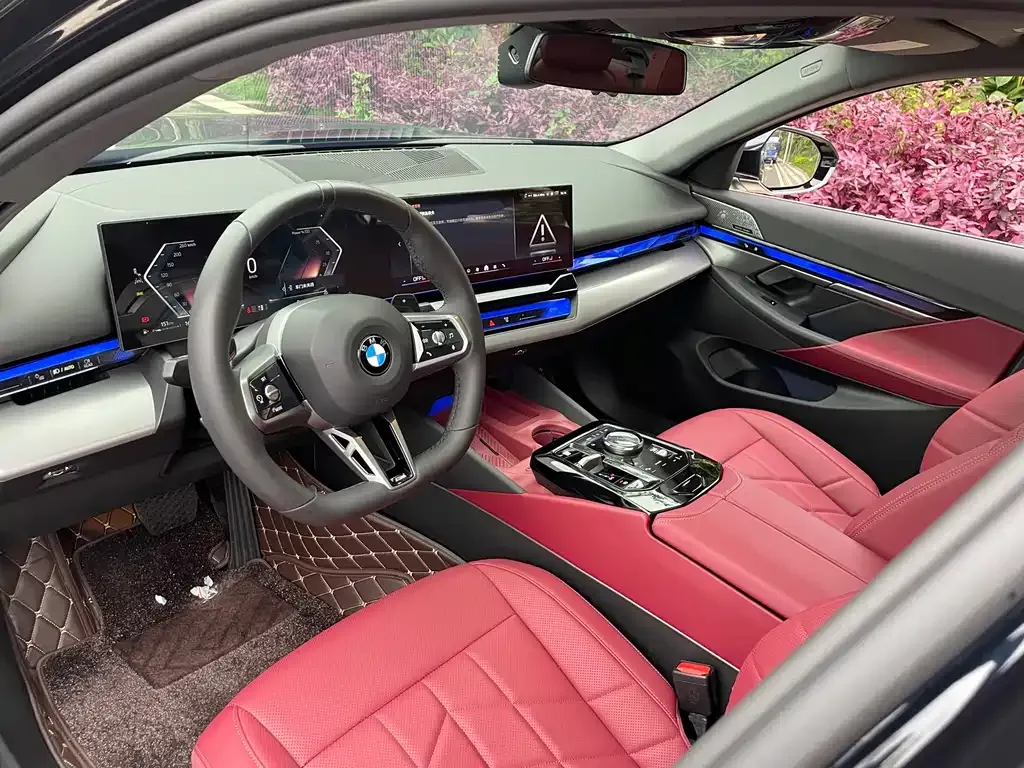 BMW 5 Series — фото 10