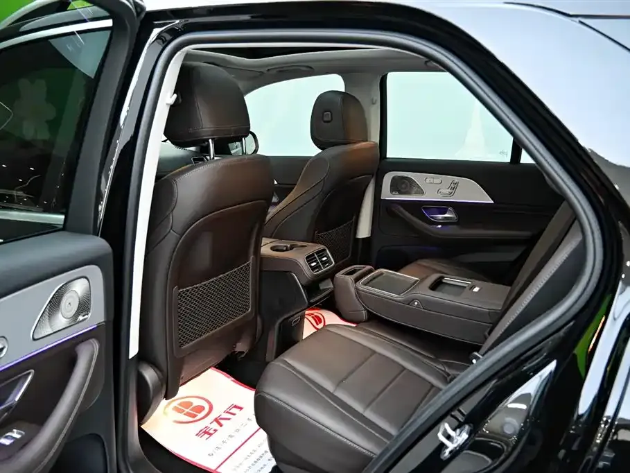 Mercedes-Benz GLE — фото 10