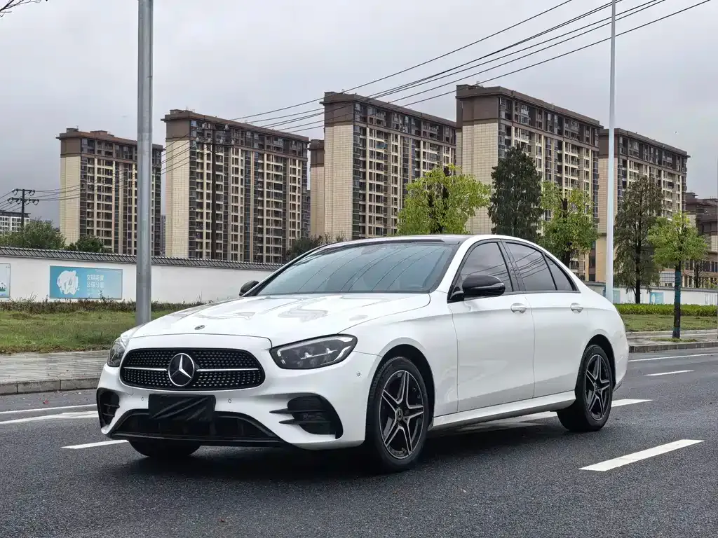 Mercedes-Benz E-Class (Import) — фото 1