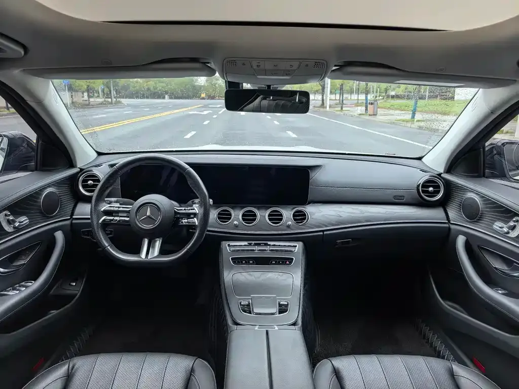 Mercedes-Benz E-Class (Import) — фото 10