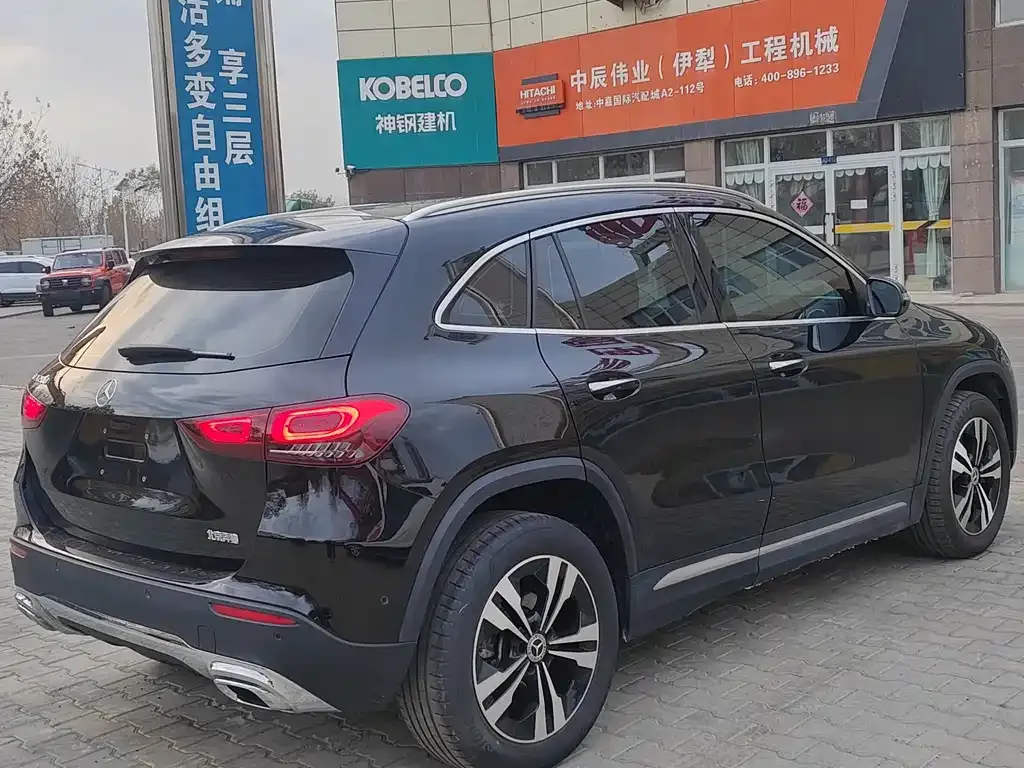 Mercedes-Benz GLA — фото 4
