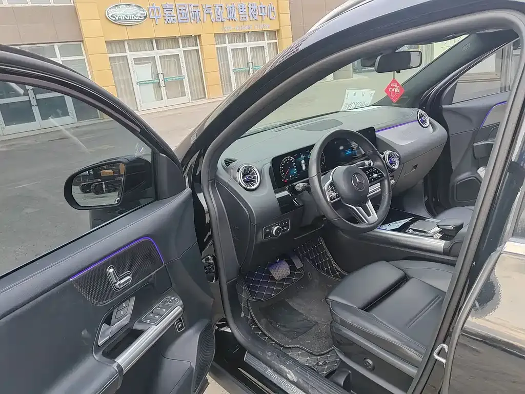 Mercedes-Benz GLA — фото 6