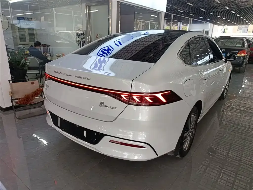 BYD Qin PLUS — фото 7