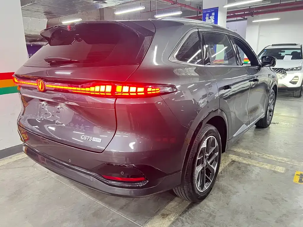 Changan CS75PLUS — фото 7
