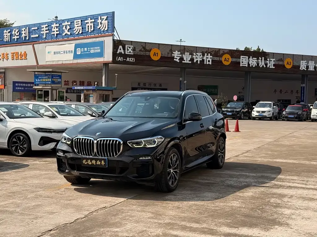 BMW X5 (Import) — фото 1