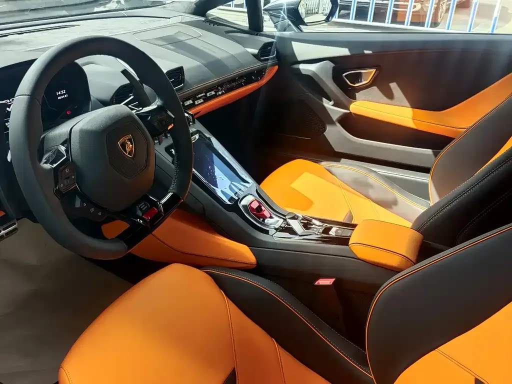 Lamborghini Huracan — фото 7