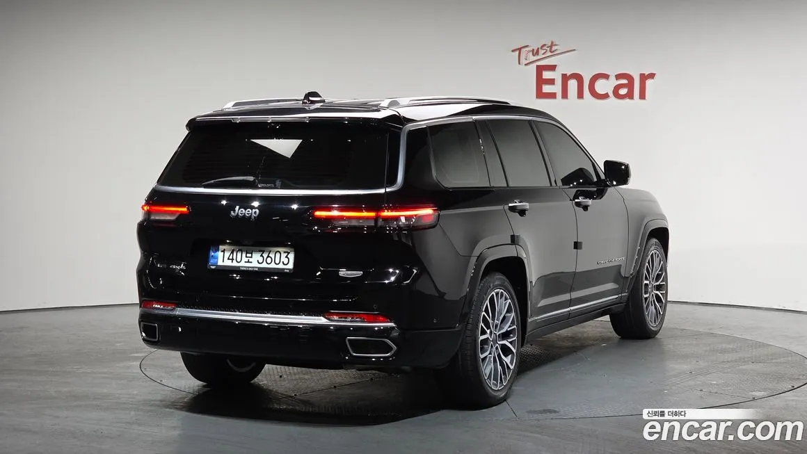 Jeep Cherokee — фото 2