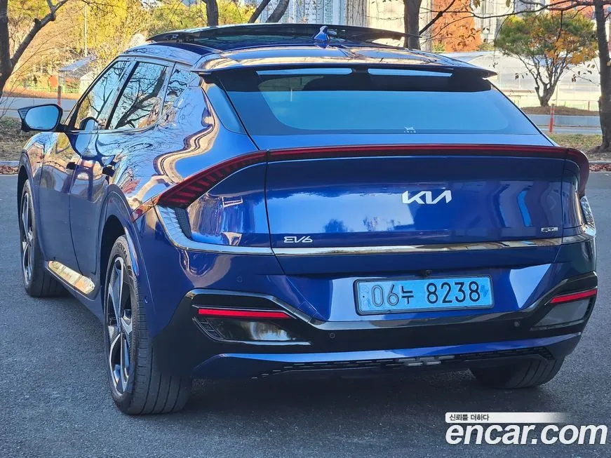 Kia EV6 — фото 5