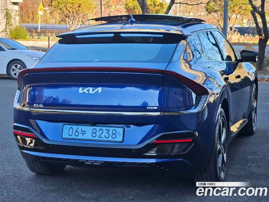 Kia EV6 — фото 6