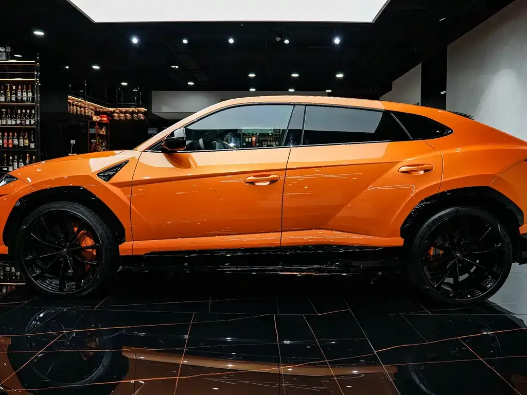 Lamborghini Urus — фото 3