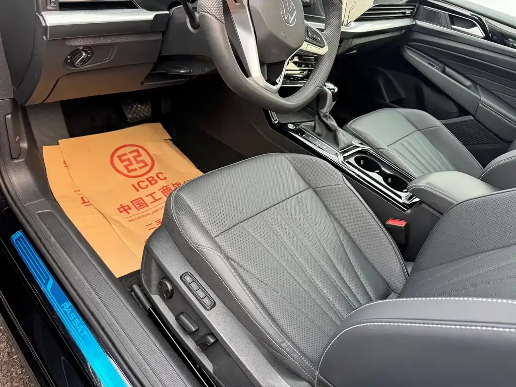 Volkswagen Passat — фото 5