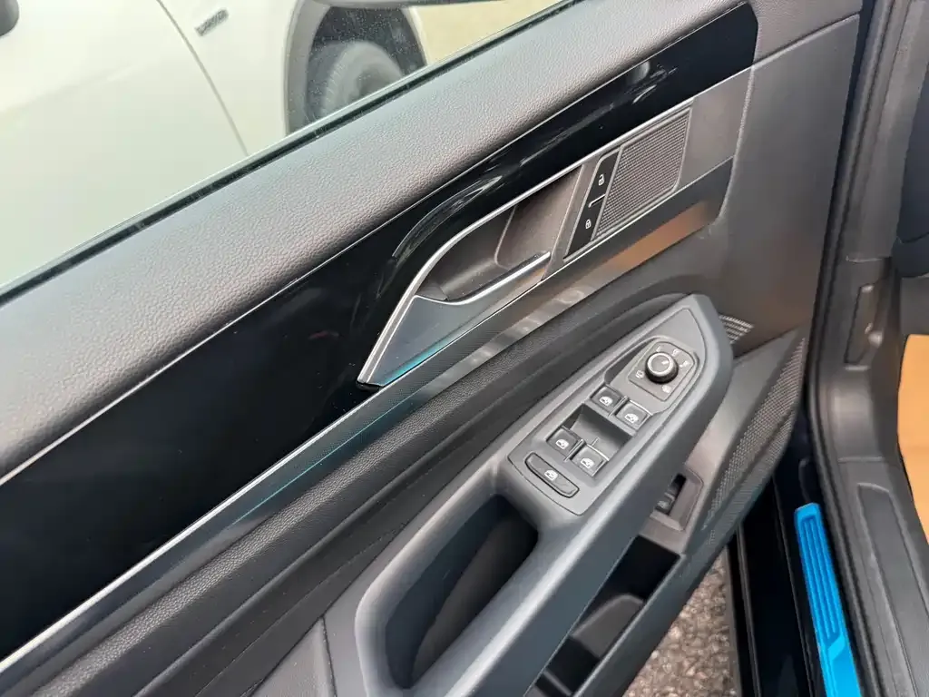 Volkswagen Passat — фото 6