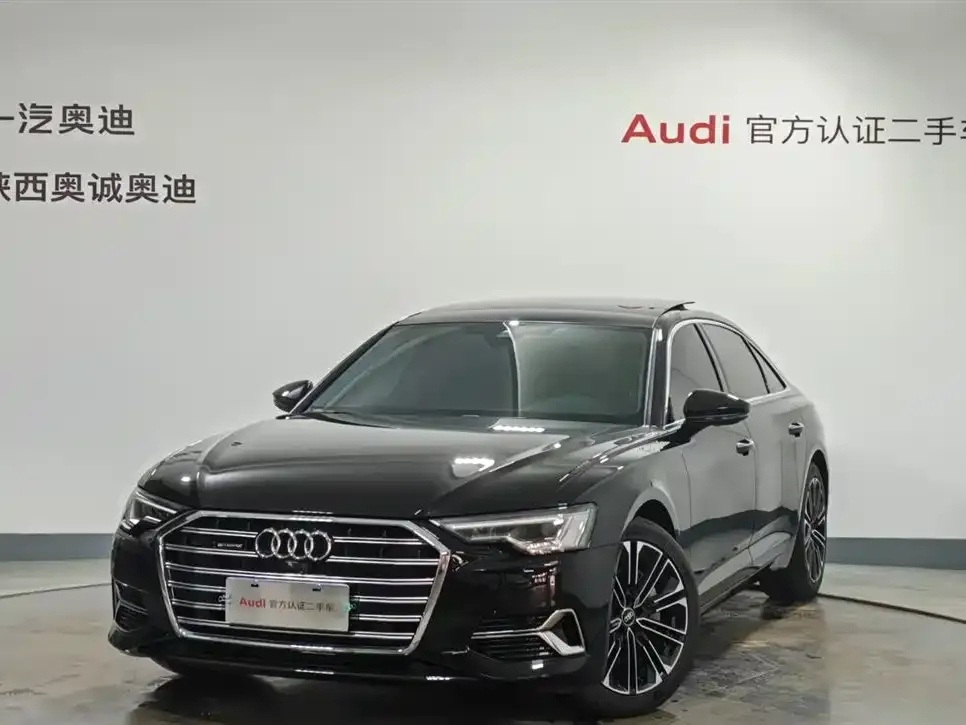 Audi A6L — фото 1